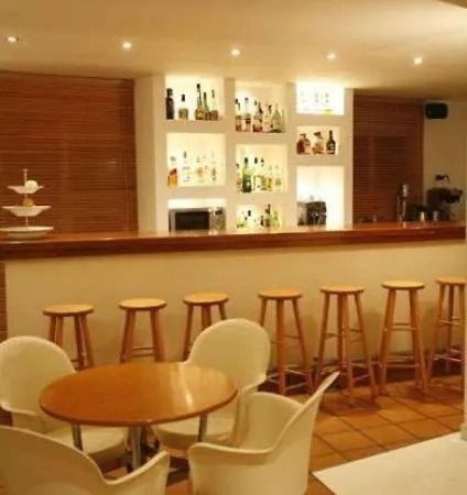 호텔 Hanioti Hotel 2*