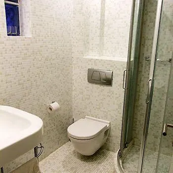 Ξενοδοχείο Χανιώτη Ξενοδοχείο 2*