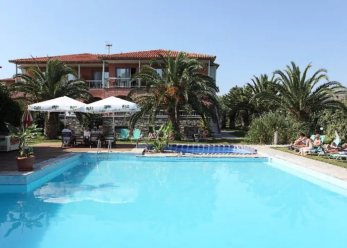 Отель Hanioti Hotel 2*