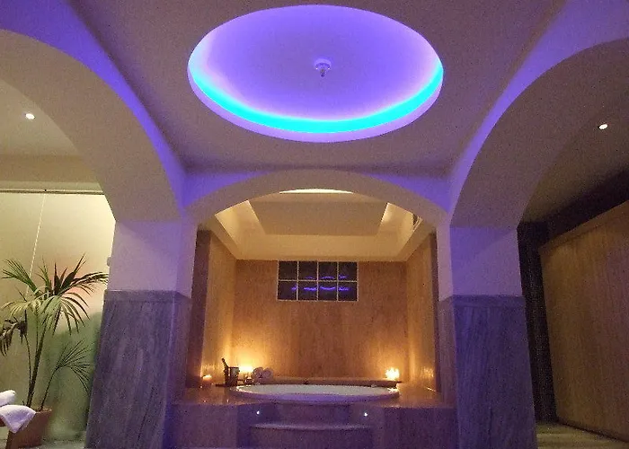 Hanioti Hotel Отель